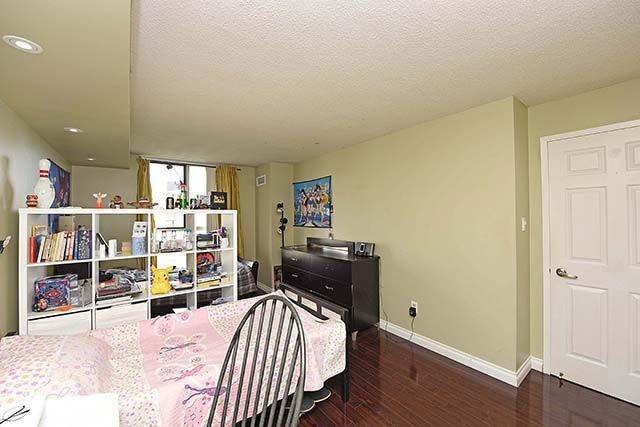 910 - 2091 Hurontario St, Condo with 2 bedrooms, 2 bathrooms and 2 parking in Mississauga ON | Image 20