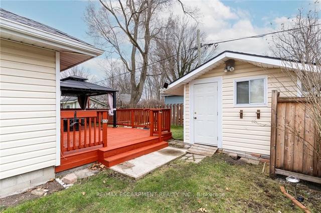 354 Lakewood Ave, House detached with 3 bedrooms, 2 bathrooms and 2 parking in Fort Erie ON | Image 7