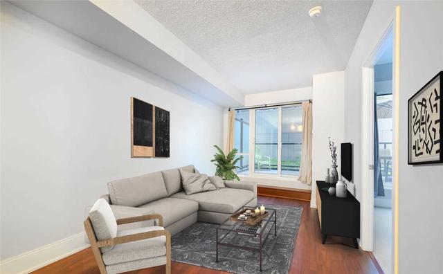 203 - 560 Front St, Condo with 1 bedrooms, 1 bathrooms and 0 parking in Toronto ON | Image 3