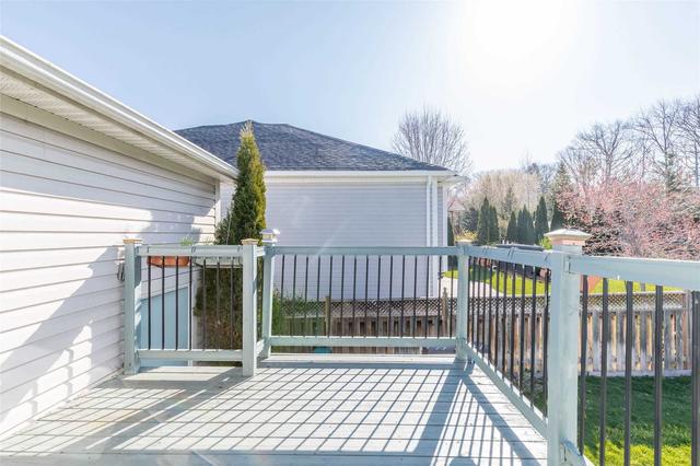 13 Tamarack Cres, House detached with 2 bedrooms, 2 bathrooms and 8 parking in Wasaga Beach ON | Image 25