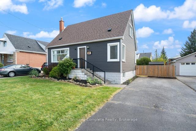 67 West 1st St, House detached with 3 bedrooms, 3 bathrooms and 3 parking in Hamilton ON | Image 12
