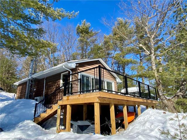 1443 Silver Lake Road, House detached with 3 bedrooms, 1 bathrooms and 6 parking in Gravenhurst ON | Image 1