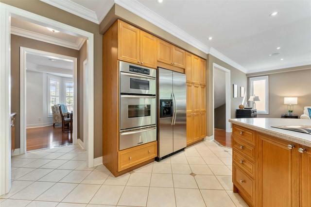 3 - 2400 Neyagawa Blvd, Townhouse with 3 bedrooms, 4 bathrooms and 4 parking in Oakville ON | Image 6