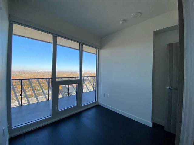 3707 - 95 Mcmahon Dr, Condo with 3 bedrooms, 2 bathrooms and 1 parking in Toronto ON | Image 14