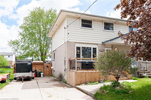 291 Railway Avenue, House semidetached with 2 bedrooms, 3 bathrooms and 6 parking in Stratford ON | Card Image