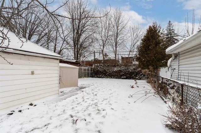 112 George St, House detached with 2 bedrooms, 2 bathrooms and 5 parking in Toronto ON | Image 33