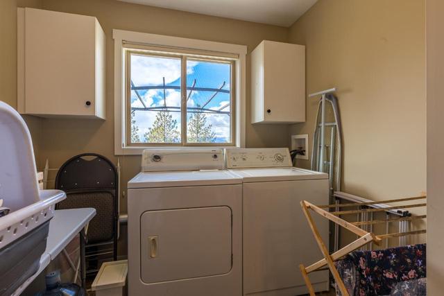 185 Peregrine Court, House detached with 2 bedrooms, 2 bathrooms and 3 parking in Okanagan Similkameen A BC | Image 34