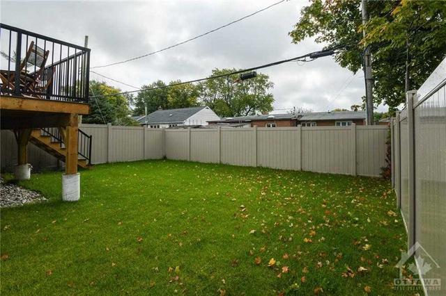 992 Baseline Rd, House semidetached with 3 bedrooms, 4 bathrooms and 4 parking in Ottawa ON | Image 17
