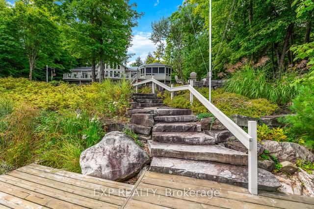1011 Sugar Bush Rd, House detached with 6 bedrooms, 3 bathrooms and 12 parking in Lake of Bays ON | Image 33