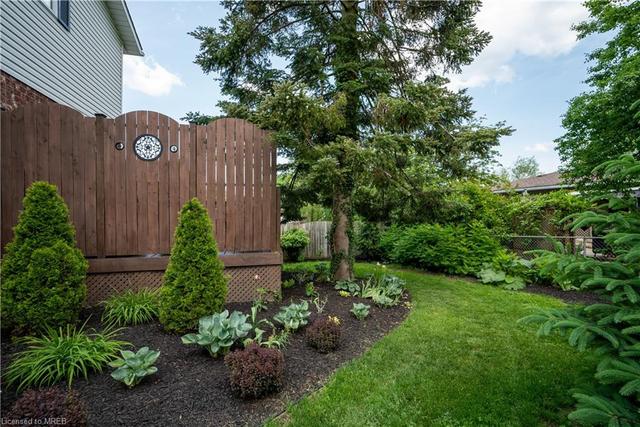 30 Stanley Street, House detached with 3 bedrooms, 1 bathrooms and 3 parking in Guelph ON | Image 26