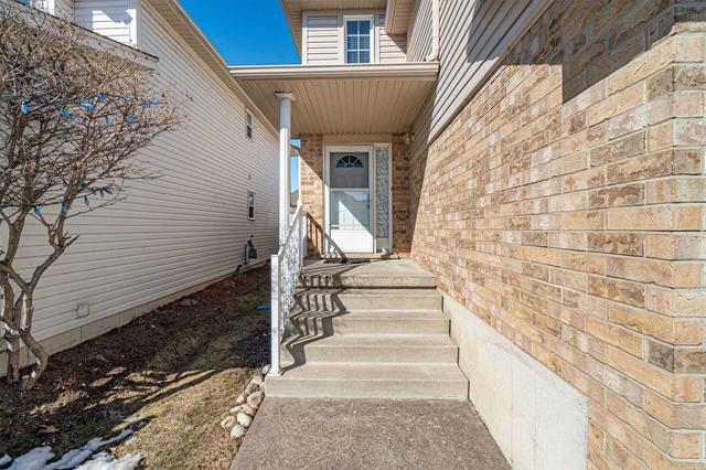 458 Sienna Cres, House detached with 3 bedrooms, 4 bathrooms and 3 parking in Kitchener ON | Image 12