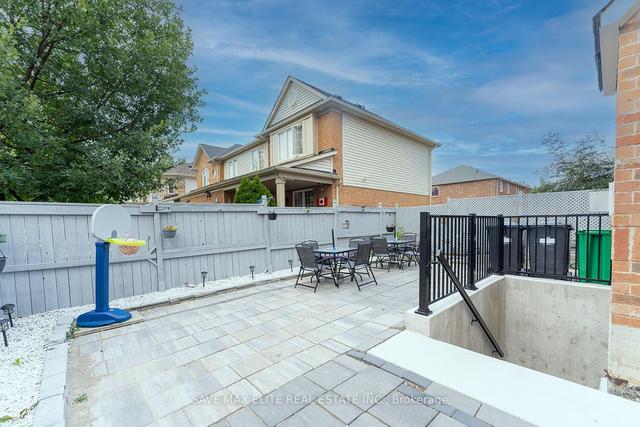 29 Jessop Dr, House semidetached with 3 bedrooms, 4 bathrooms and 3 parking in Brampton ON | Image 33