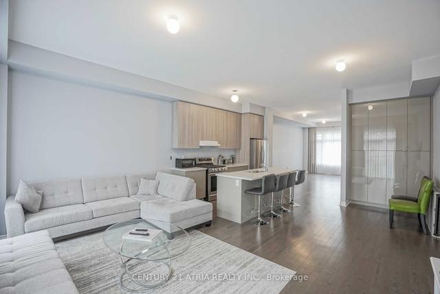 94 Laskin Dr, House attached with 3 bedrooms, 4 bathrooms and 2 parking in Vaughan ON | Image 29