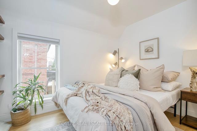 255 Macdonell Ave, House detached with 3 bedrooms, 2 bathrooms and 3 parking in Toronto ON | Image 20