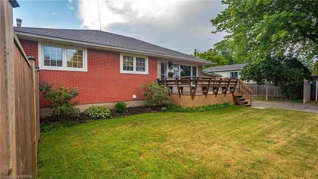 36 Durham Drive, House detached with 4 bedrooms, 2 bathrooms and 4 parking in St. Catharines ON | Image 3