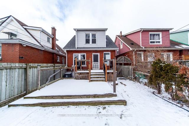 96 Crosthwaite Ave N, House detached with 3 bedrooms, 2 bathrooms and 3 parking in Hamilton ON | Image 10