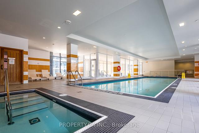 1402 - 295 Adelaide St W, Condo with 2 bedrooms, 2 bathrooms and 1 parking in Toronto ON | Image 16