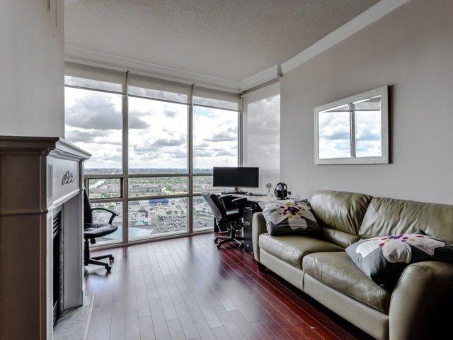 Ph3 - 50 Eglinton Ave W, Condo with 1 bedrooms, 1 bathrooms and 1 parking in Mississauga ON | Image 8