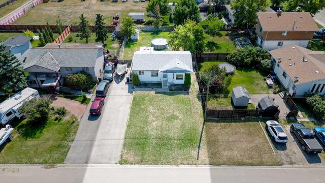 130 e 400 N, House detached with 5 bedrooms, 2 bathrooms and 4 parking in Raymond AB | Image 4