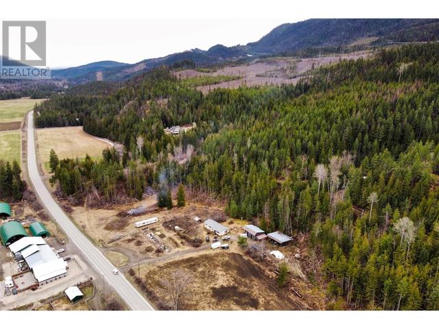 1538 Highway 6, House detached with 3 bedrooms, 1 bathrooms and 14 parking in Lumby BC | Image 43