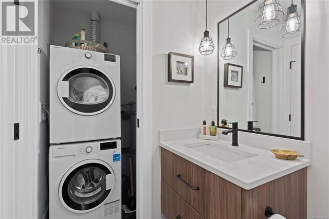 In-suite laundry | Image 16