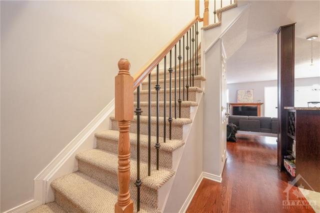 5 - 201 Station Boulevard, Townhouse with 3 bedrooms, 4 bathrooms and 2 parking in Ottawa ON | Image 2