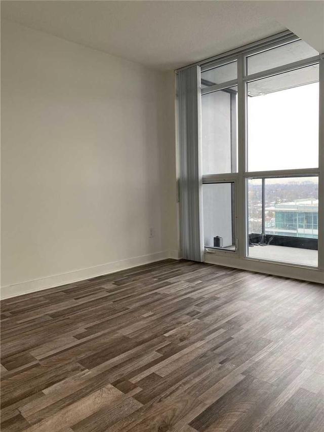 1711 - 19 Singer Crt, Condo with 1 bedrooms, 1 bathrooms and null parking in Toronto ON | Image 8