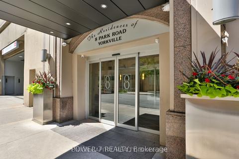 3303 - 8 Park Rd, Condo with 1 bedrooms, 1 bathrooms and 1 parking in Toronto ON | Card Image