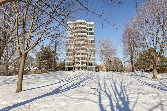 106 - 81 Scott Street, House attached with 1 bedrooms, 1 bathrooms and 36 parking in St. Catharines ON | Image 28