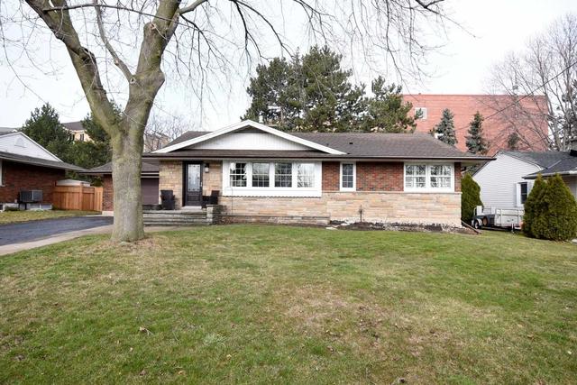 9 Cherrywood Ave, House detached with 3 bedrooms, 2 bathrooms and 7 parking in Grimsby ON | Image 34