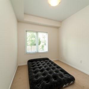 236 - 15 Coneflower Cres, Townhouse with 2 bedrooms, 1 bathrooms and 1 parking in Toronto ON | Image 8