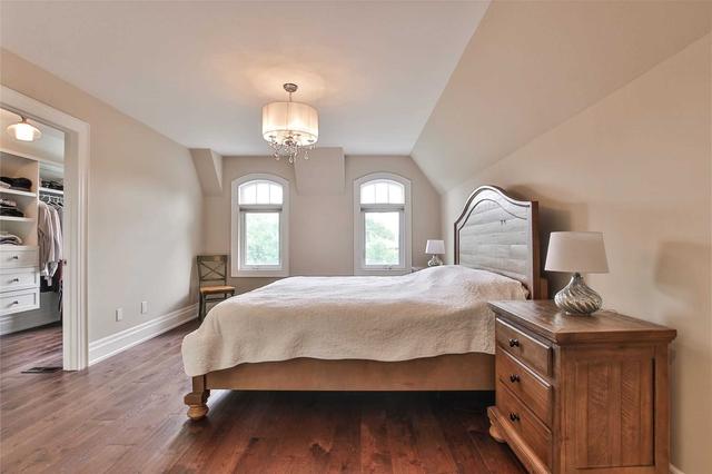 16b Chauncey Ave, House detached with 4 bedrooms, 4 bathrooms and 4 parking in Toronto ON | Image 14
