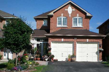 863 Clemens Cres, House detached with 4 bedrooms, 4 bathrooms and 2 parking in Mississauga ON | Image 1