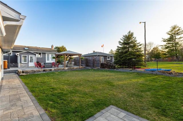 25 Centre Street, House detached with 4 bedrooms, 2 bathrooms and 9 parking in Brant ON | Image 22