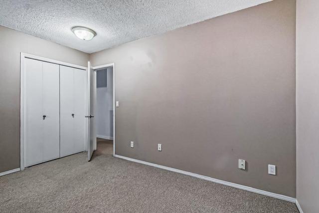 1 - 2123 34 Avenue Sw, Home with 3 bedrooms, 2 bathrooms and 1 parking in Calgary AB | Image 33