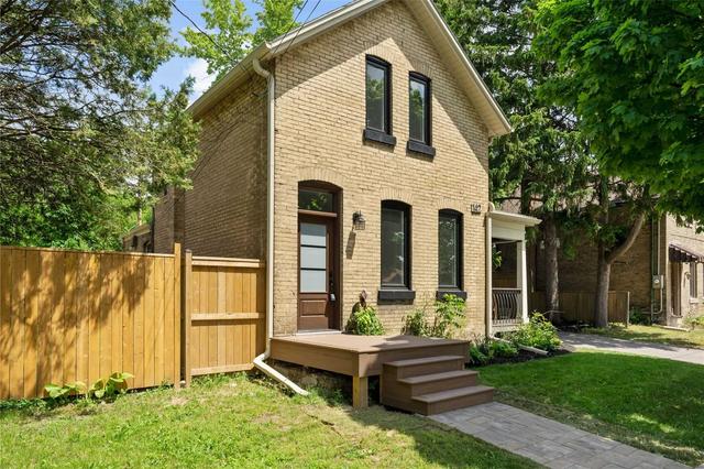 142 Elgin St, House detached with 2 bedrooms, 1 bathrooms and 3 parking in Brantford ON | Image 12