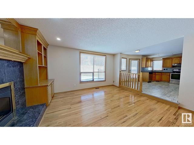 360 Millrise Dr Sw, House detached with 3 bedrooms, 2 bathrooms and null parking in Calgary AB | Image 10