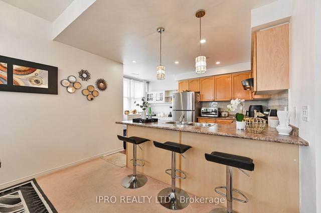 67 - 760 Lawrence Ave W, Townhouse with 3 bedrooms, 3 bathrooms and 2 parking in Toronto ON | Image 6