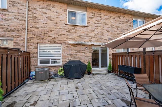 23 - 103 Foxchase Ave, Townhouse with 3 bedrooms, 4 bathrooms and 2 parking in Vaughan ON | Image 32