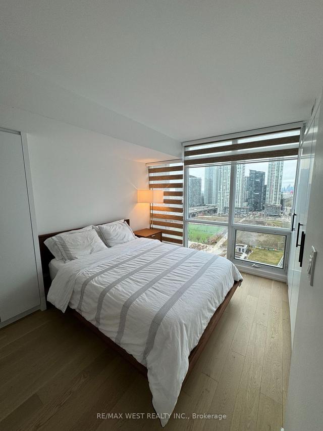 2103 - 15 Fort York Blvd, Condo with 2 bedrooms, 2 bathrooms and 1 parking in Toronto ON | Image 10