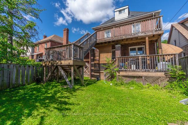 209 Rosslyn Ave S, House detached with 3 bedrooms, 3 bathrooms and 1 parking in Hamilton ON | Image 6