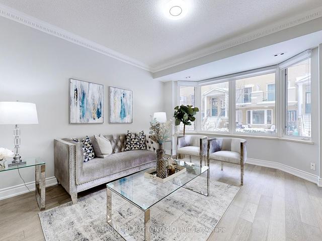 1501 - 28 Sommerset Way, Townhouse with 2 bedrooms, 2 bathrooms and 1 parking in Toronto ON | Image 26