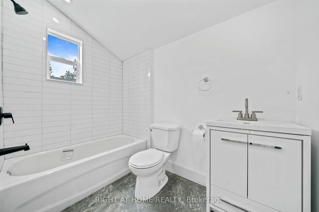 11 Amelia St, House detached with 2 bedrooms, 1 bathrooms and 3 parking in St. Thomas ON | Image 8