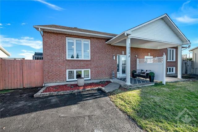 a - 3626 Principale Street, Home with 3 bedrooms, 2 bathrooms and 6 parking in Alfred and Plantagenet ON | Image 2