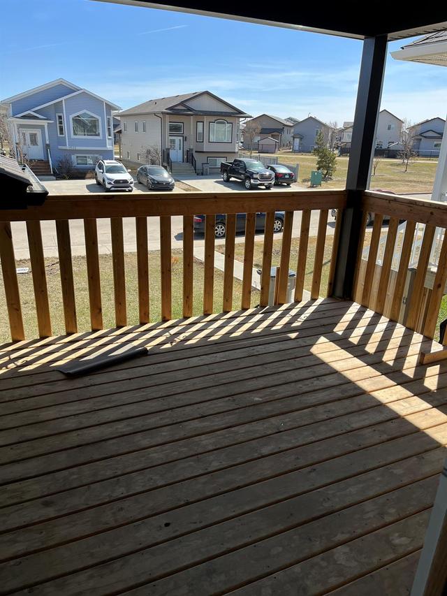 11542 76 Avenue, House detached with 5 bedrooms, 2 bathrooms and 4 parking in Grande Prairie AB | Image 6