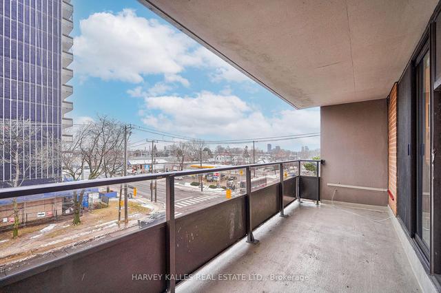 402 - 135 Marlee Ave, Condo with 2 bedrooms, 2 bathrooms and 1 parking in Toronto ON | Image 29