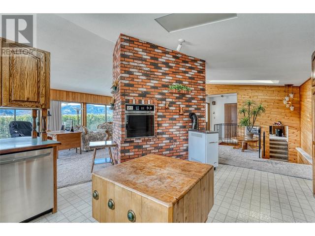 16601 Logie Road, House detached with 3 bedrooms, 2 bathrooms and 1 parking in Summerland BC | Image 22
