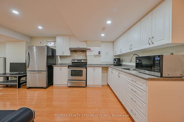 4 Lightcatcher Circ, House detached with 4 bedrooms, 4 bathrooms and 5 parking in Brampton ON | Image 28