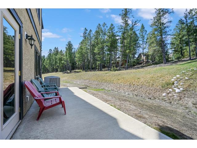 1 - 835 Lakeview Drive, House attached with 4 bedrooms, 3 bathrooms and 4 parking in East Kootenay F BC | Image 16