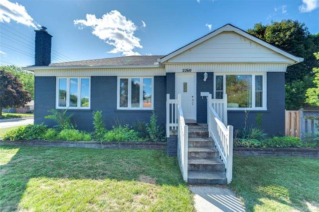 2260 Courtland Dr, House detached with 3 bedrooms, 2 bathrooms and 3 parking in Burlington ON | Image 12